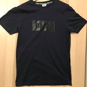 BMW men’s small dark blue tee.